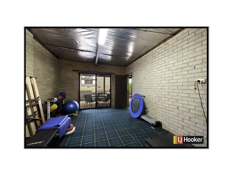 17 Hirschfeld Crescent, Macgregor ACT 2615