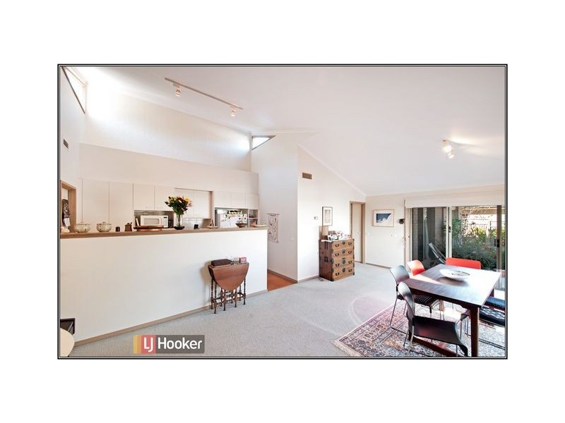 11B Carrington Street, Deakin ACT 2600