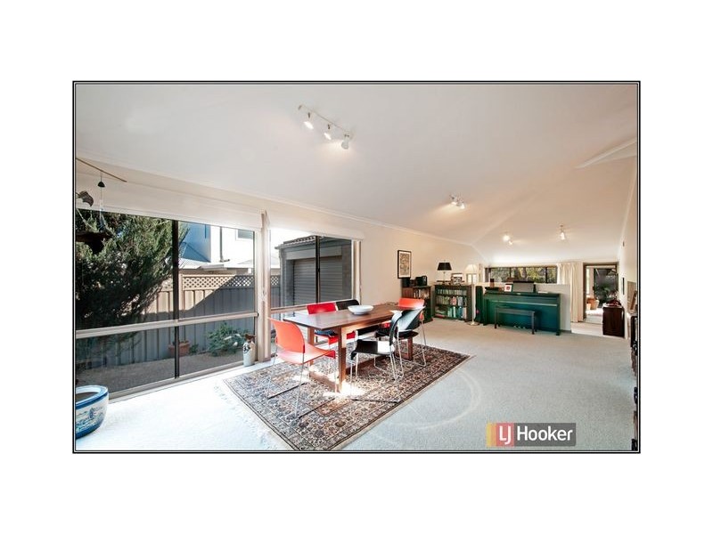 11B Carrington Street, Deakin ACT 2600
