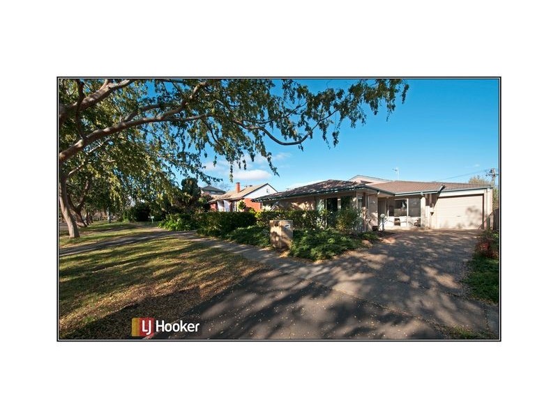 11B Carrington Street, Deakin ACT 2600