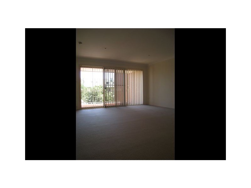 16/12 Albermarle Place, Phillip ACT 2606