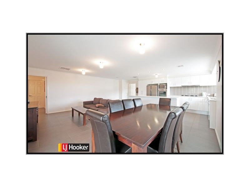 31 Paquita Street, Forde ACT 2914
