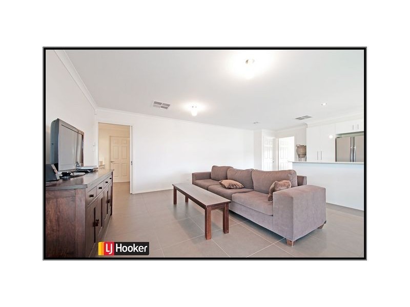 31 Paquita Street, Forde ACT 2914