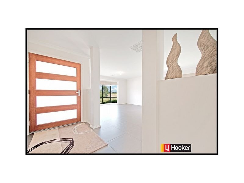 31 Paquita Street, Forde ACT 2914