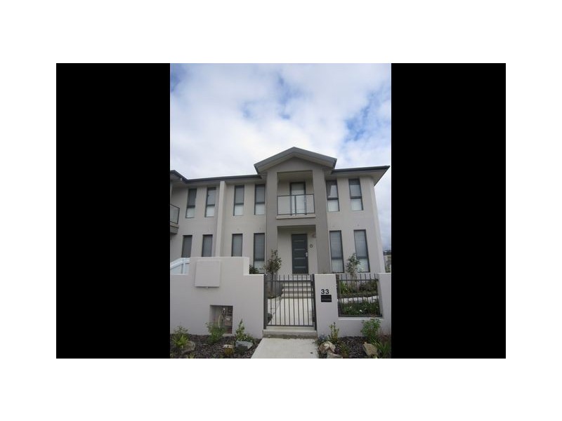 33 Lansdown Crescent, Casey ACT 2913