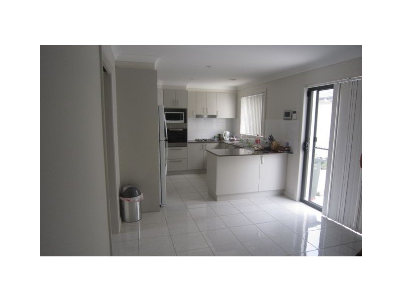 33 Lansdown Crescent, Casey ACT 2913