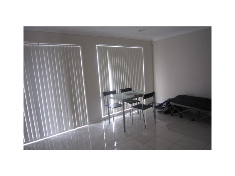 33 Lansdown Crescent, Casey ACT 2913