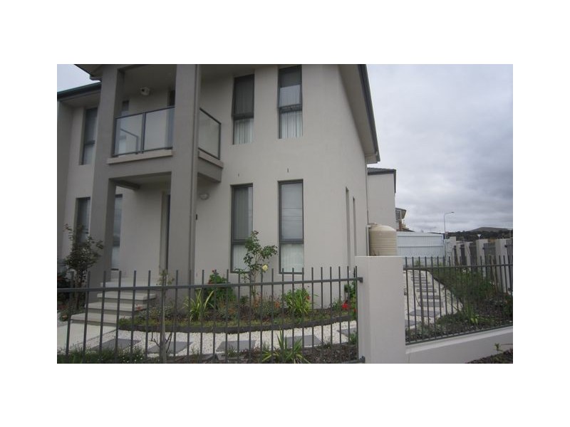 33 Lansdown Crescent, Casey ACT 2913