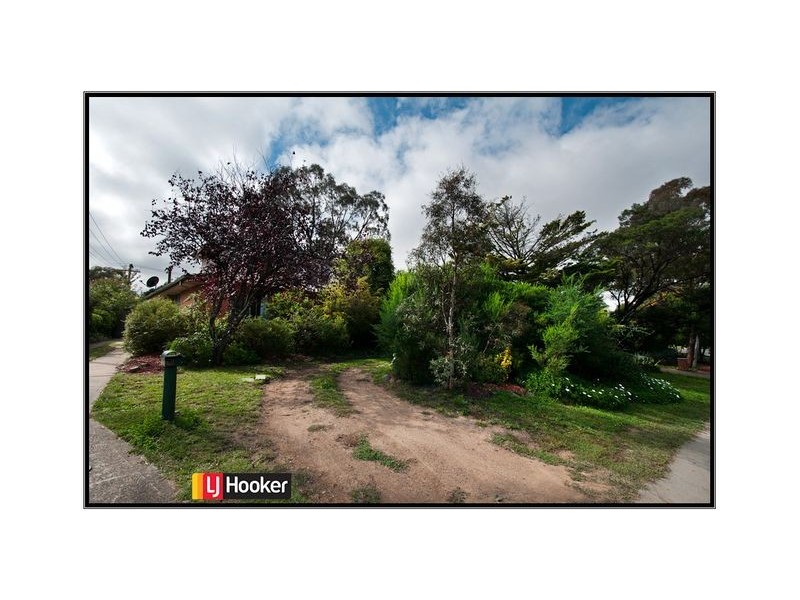 4 Macdonald Place, Spence ACT 2615