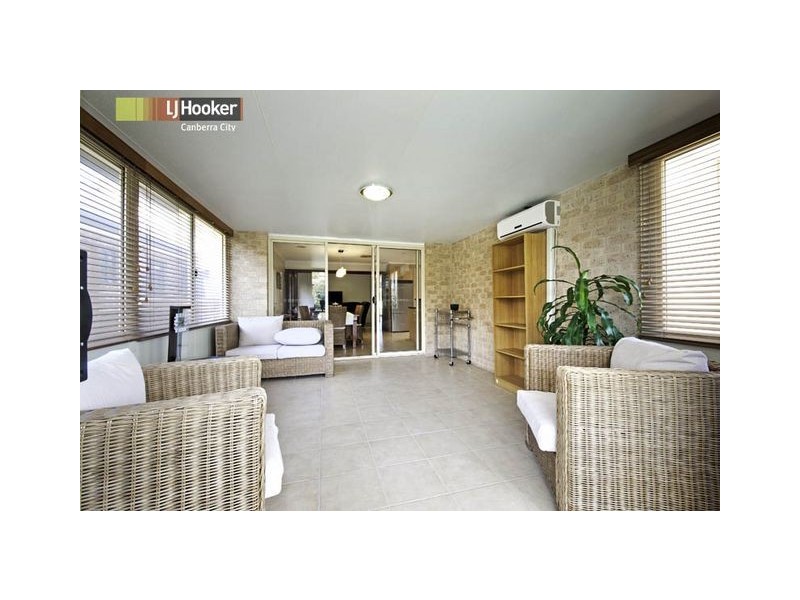 18 Kurrama Close, Ngunnawal ACT 2913