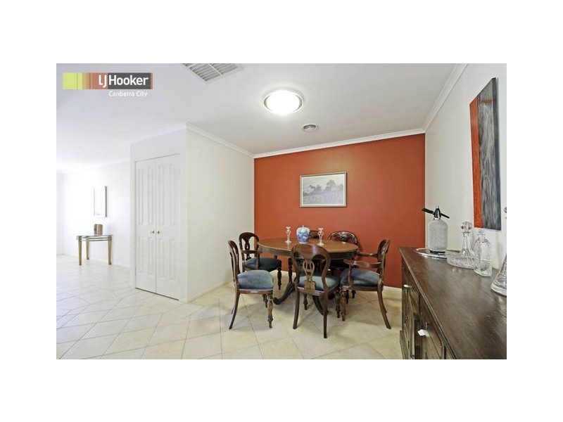 18 Kurrama Close, Ngunnawal ACT 2913