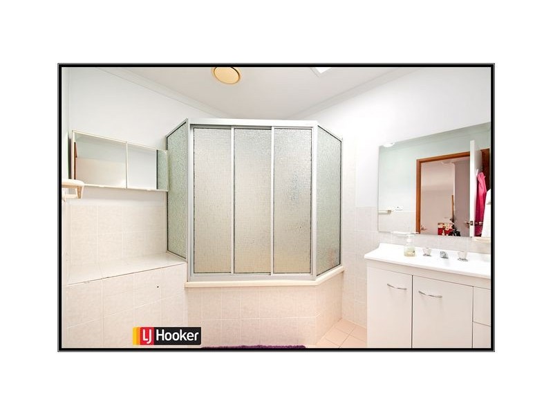 12/92 Julia Flynn Avenue, Isaacs ACT 2607