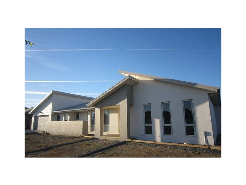 23 Judith Wright Street, Franklin ACT 2913