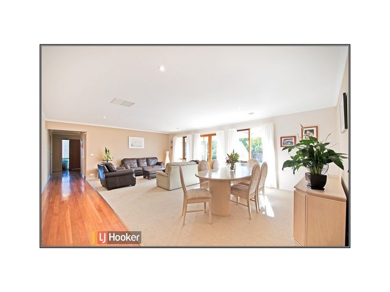 28 Oldershaw Court, Nicholls ACT 2913