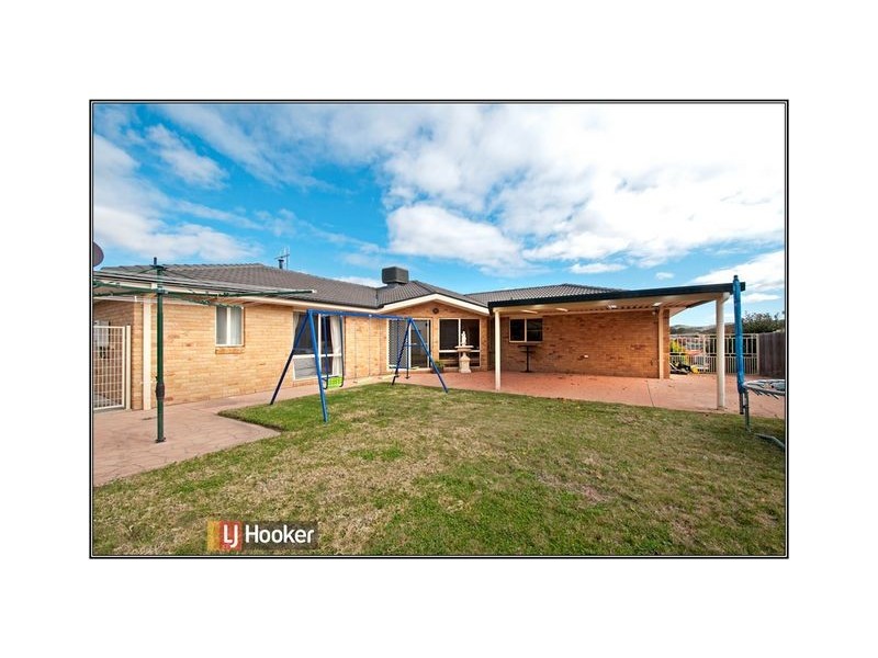 64 Shoalhaven Avenue, Amaroo ACT 2914