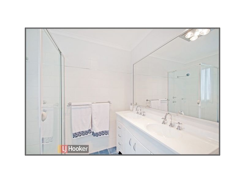 64 Shoalhaven Avenue, Amaroo ACT 2914