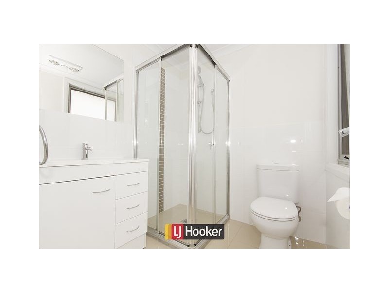 8/16 Deburgh Street, Lyneham ACT 2602