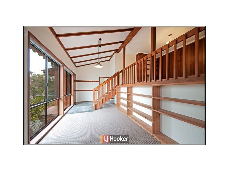 26 Jalanga Crescent, Aranda ACT 2614