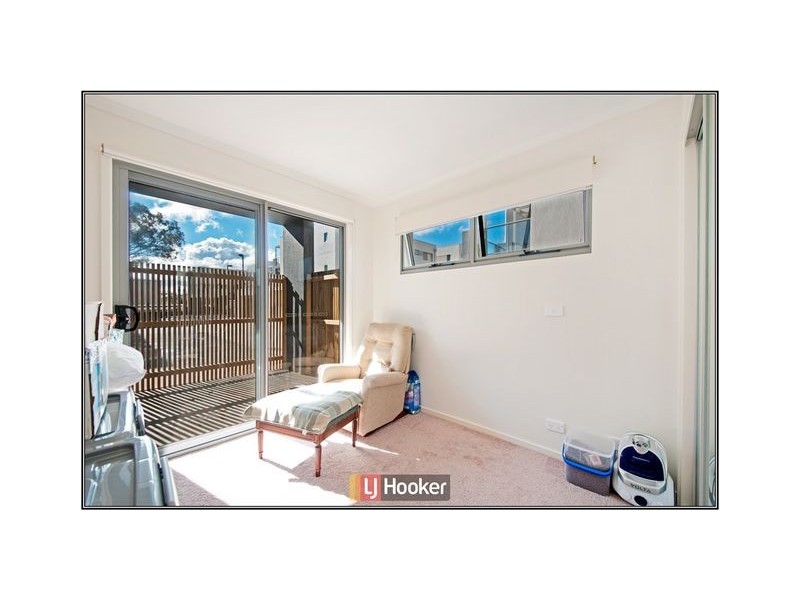 10/75 Elizabeth Jolley Crescent, Franklin ACT 2913