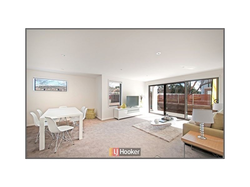 39 Jerrabomberra Avenue, Narrabundah ACT 2604