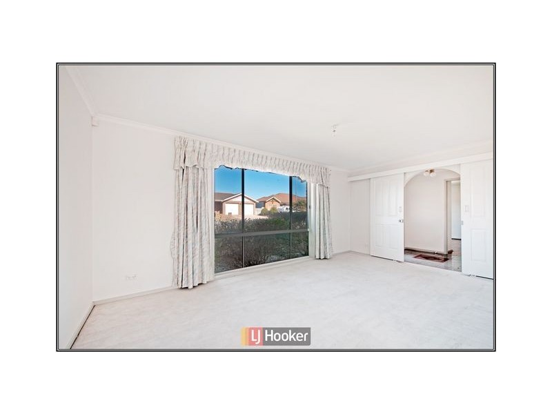 16 Tinderry Circuit, Palmerston ACT 2913