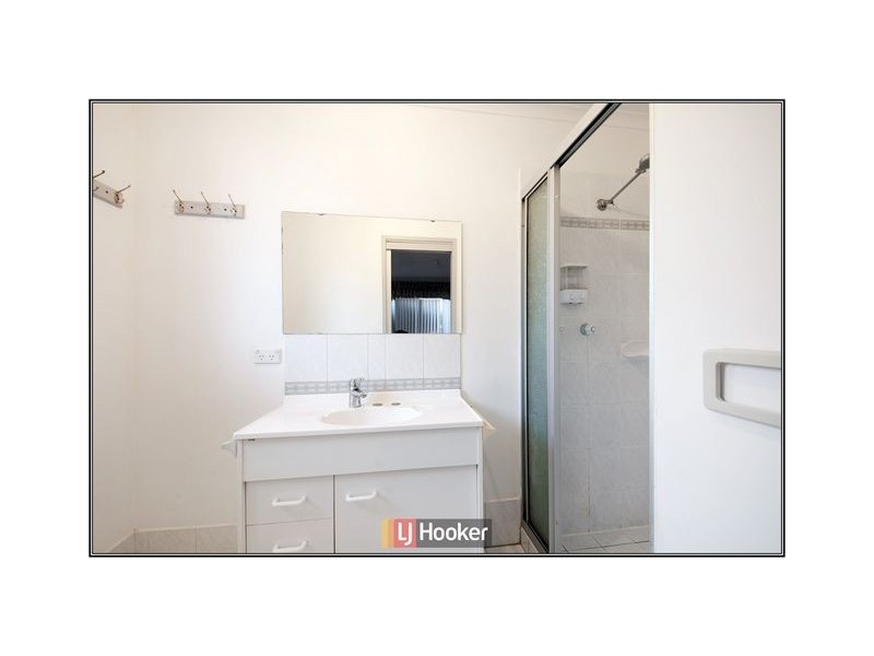 16 Tinderry Circuit, Palmerston ACT 2913