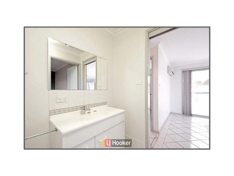 16 Tinderry Circuit, Palmerston ACT 2913