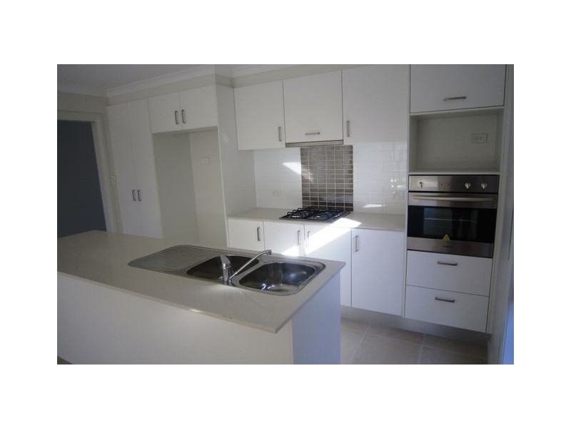 4 Dunk Street, Casey ACT 2913