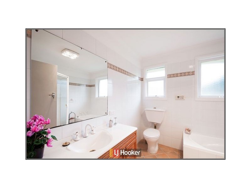 41 Sprent Street, Narrabundah ACT 2604