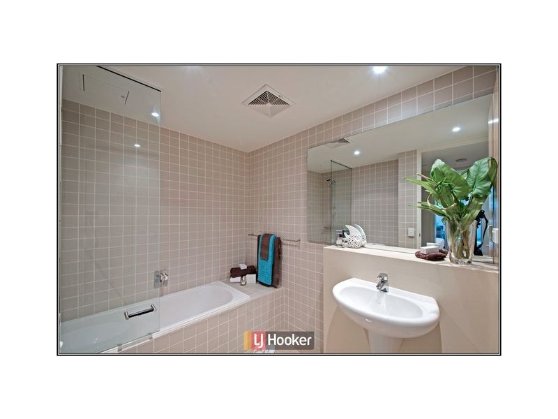 G04/165 Northbourne Avenue, Turner ACT 2612