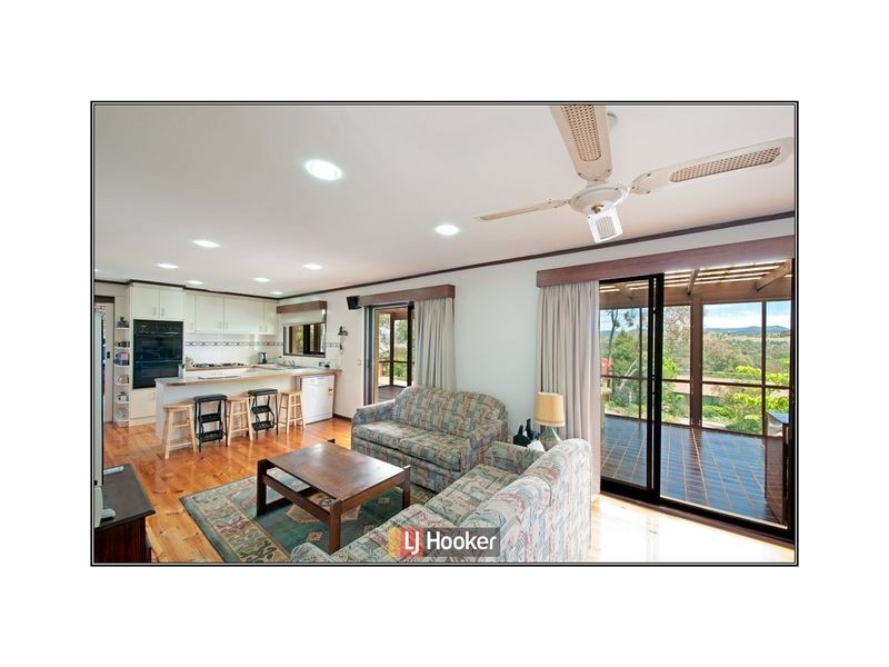 4 Lawrence Crescent, Kambah ACT 2902