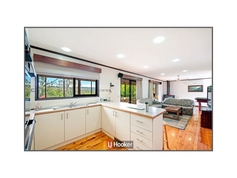 4 Lawrence Crescent, Kambah ACT 2902