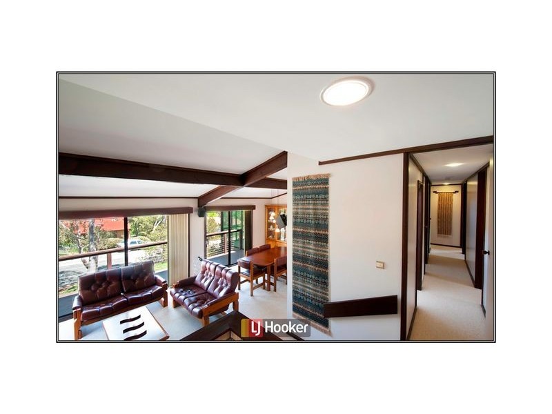 4 Lawrence Crescent, Kambah ACT 2902