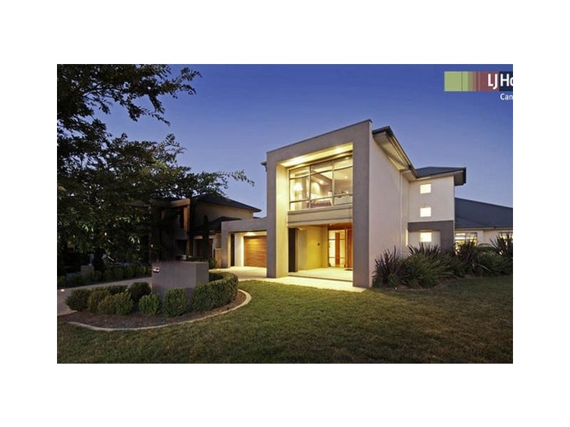 24 Helen Turner Street, Gungahlin ACT 2912