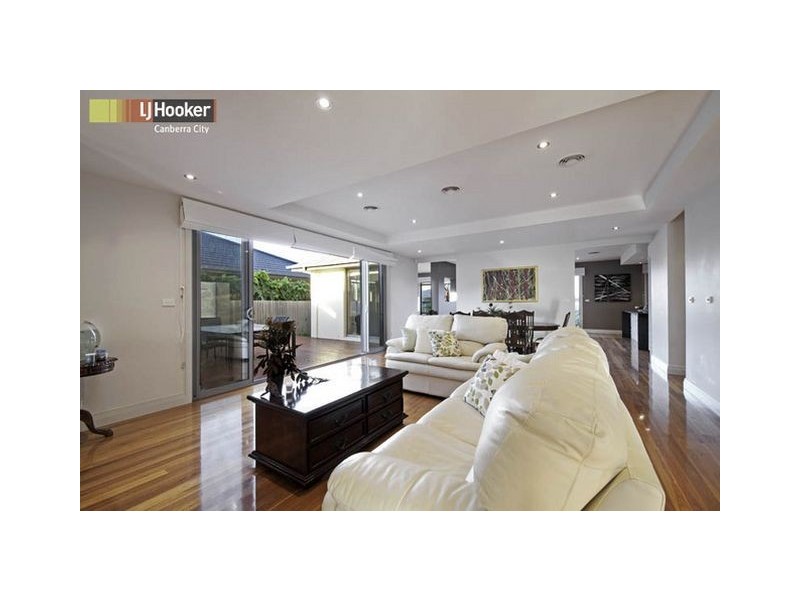 24 Helen Turner Street, Gungahlin ACT 2912