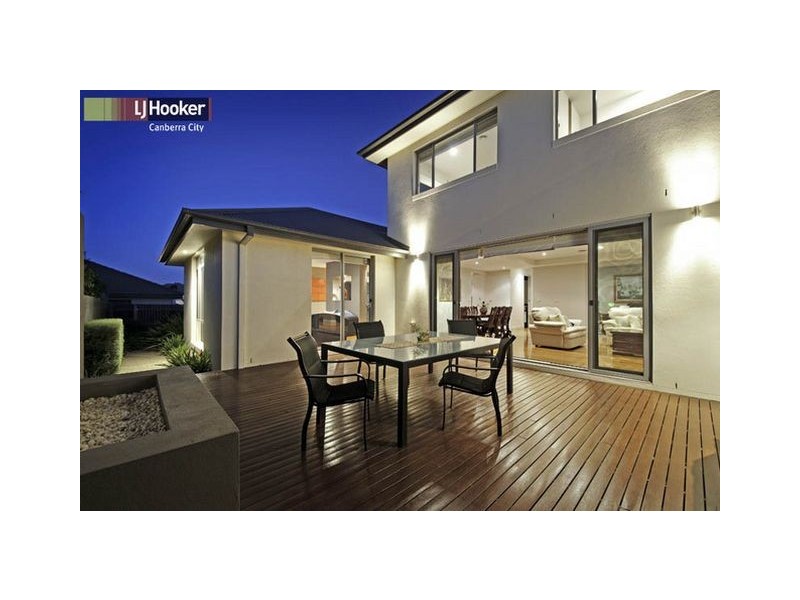 24 Helen Turner Street, Gungahlin ACT 2912