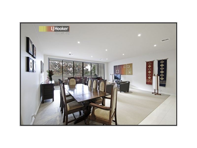 11/28 Canberra Avenue, Forrest ACT 2603