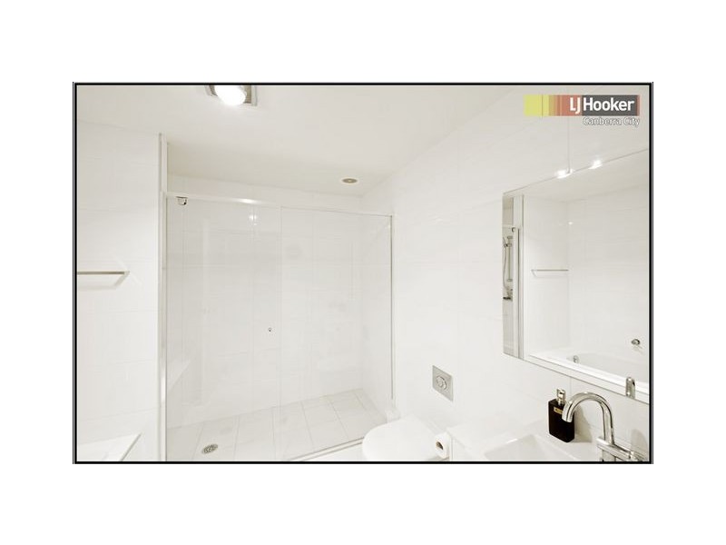 11/28 Canberra Avenue, Forrest ACT 2603