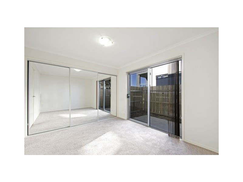 49/75 Elizabeth Jolley Crescent, Franklin ACT 2913