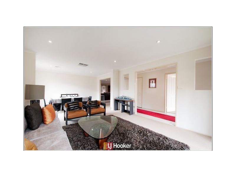 39 William Webb Drive, Mckellar ACT 2617