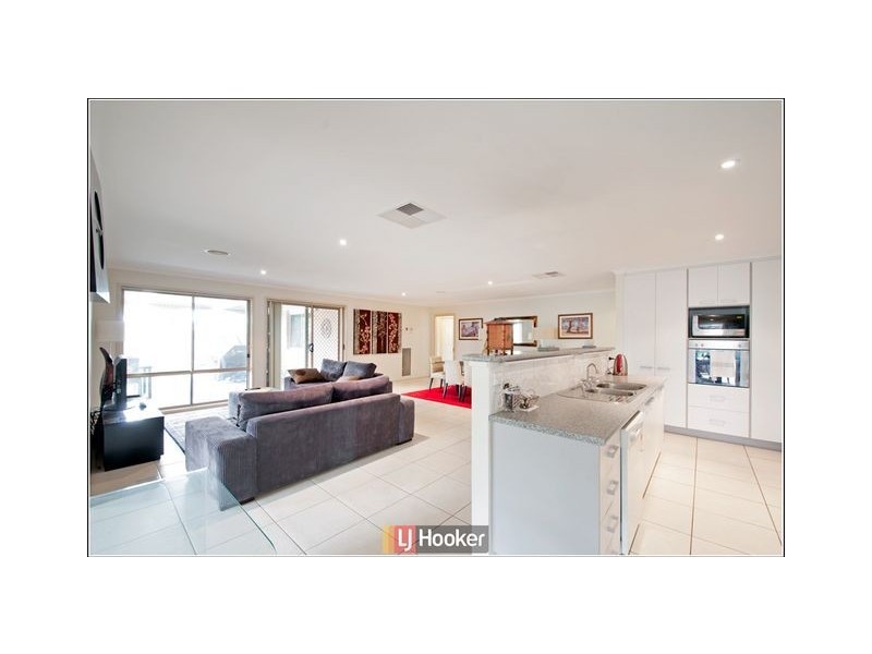 39 William Webb Drive, Mckellar ACT 2617