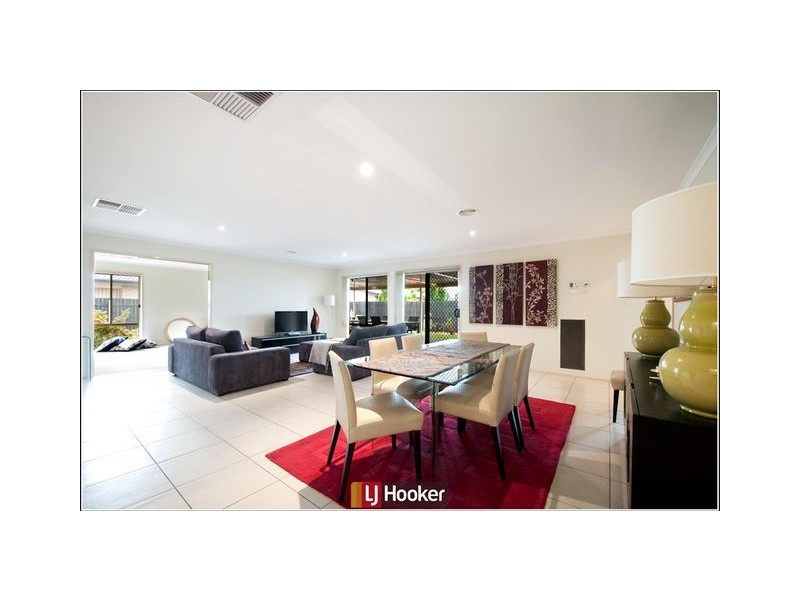 39 William Webb Drive, Mckellar ACT 2617