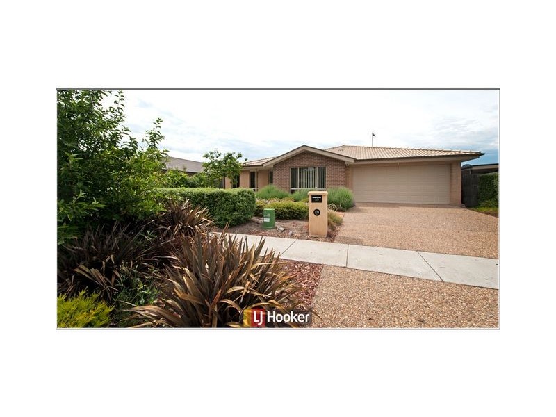 39 William Webb Drive, Mckellar ACT 2617