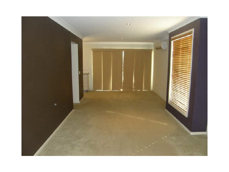 127 Doonside Crescent, Woodcroft NSW 2767