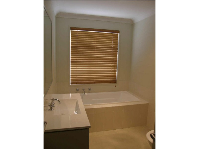 127 Doonside Crescent, Woodcroft NSW 2767