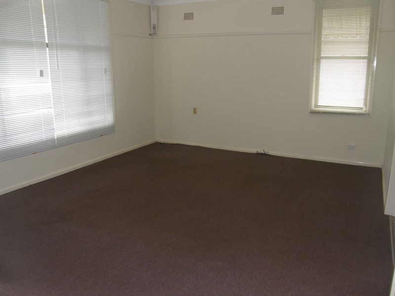 61 Mccullock Rd, Blacktown NSW 2148