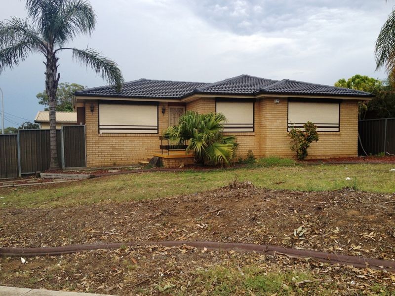 2 Falmouth Road, Quakers Hill NSW 2763