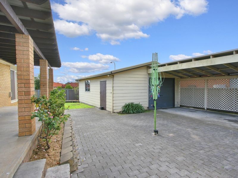 2 Falmouth Road, Quakers Hill NSW 2763