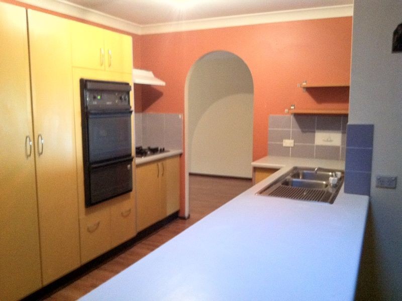 28 Thalia Crescent, Hassall Grove NSW 2761