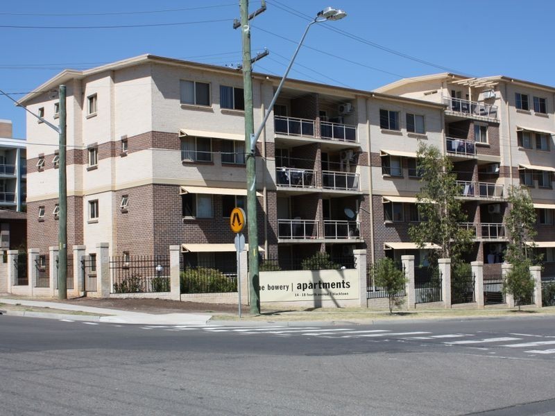 8/14 Fourth Avenue, Blacktown NSW 2148